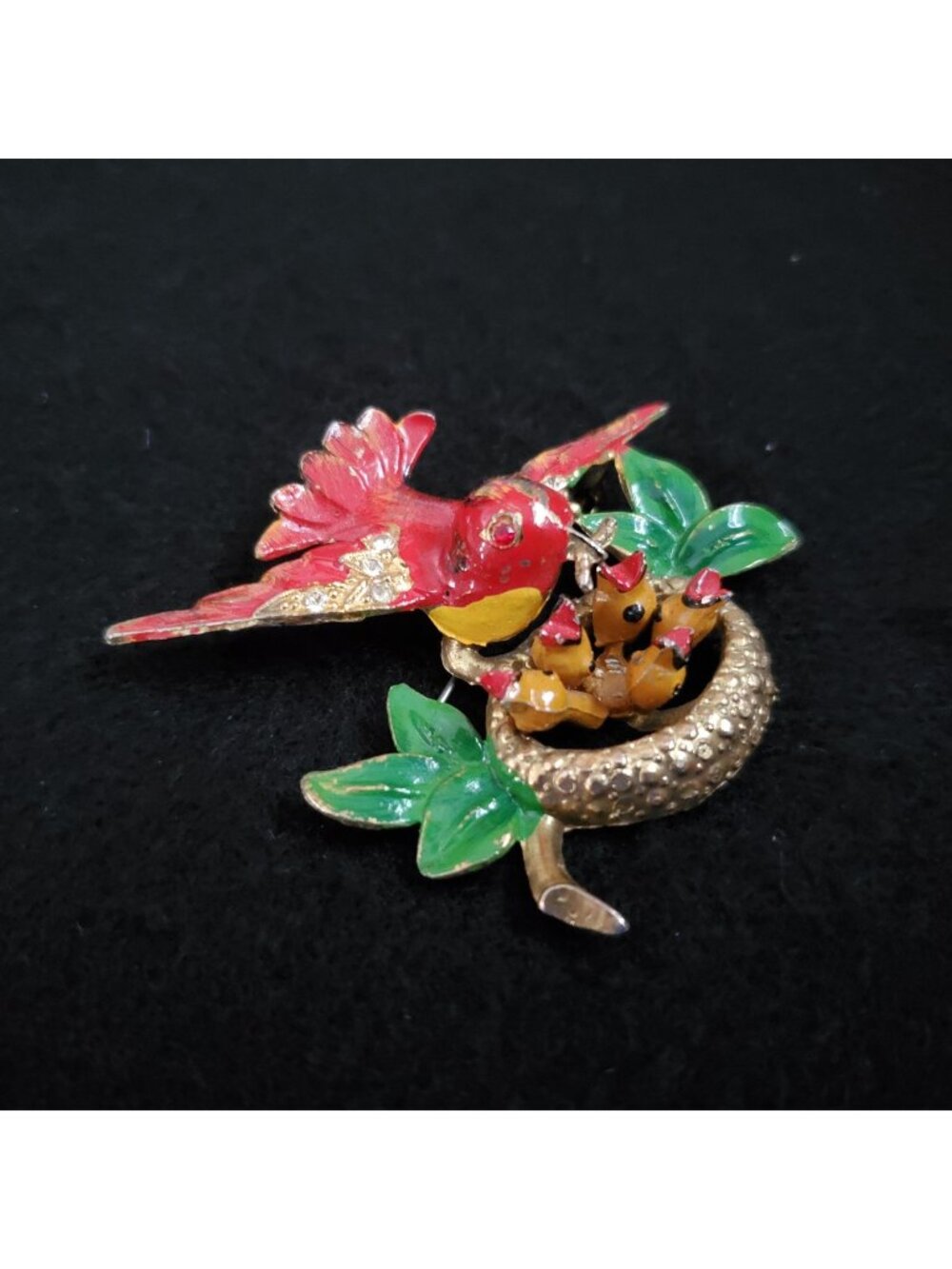 Vintage Fred Gray Brooch Bird Nest Red Enamel Gold Tone 2.5" Movement READ
